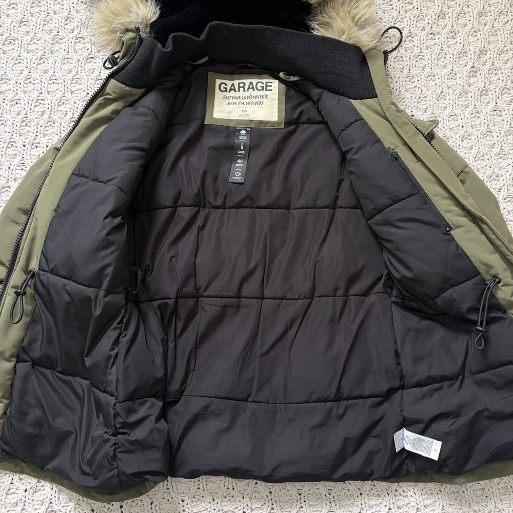 Garage Women’s Winter Coat - Army Green with Faux Fur Hood - Size Small - Picture 7 of 16